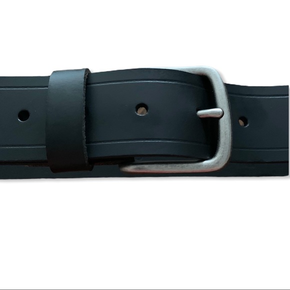 Wrangler Basic Metal Loop Adjustable Leather Belt - Picture 7 of 7